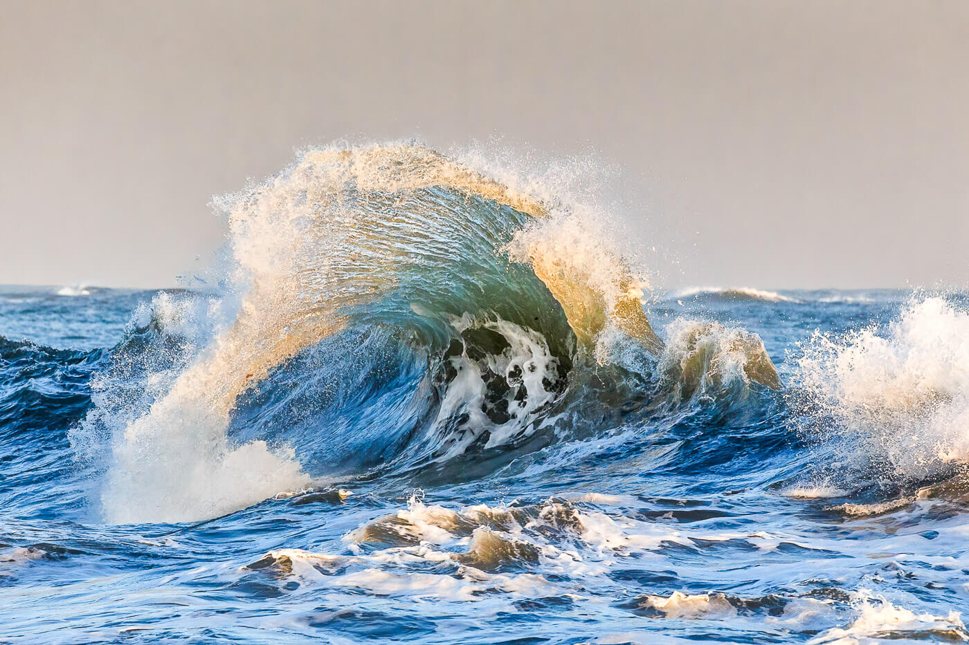 Welle in der Bretagne